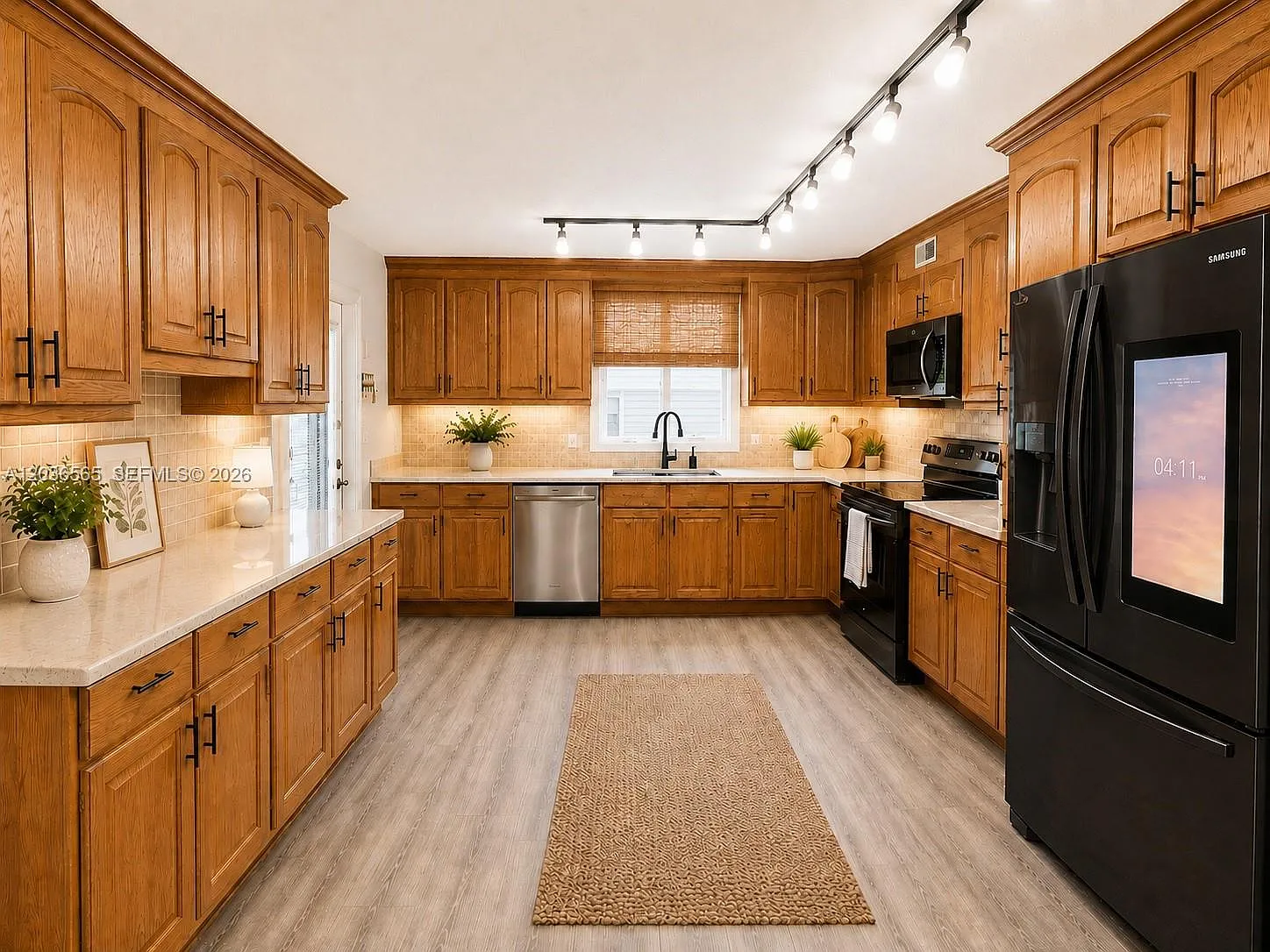 Four Sea Suns Condo — Photo 3