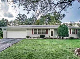 1947 Denslow Dr, South Bend, IN 46614