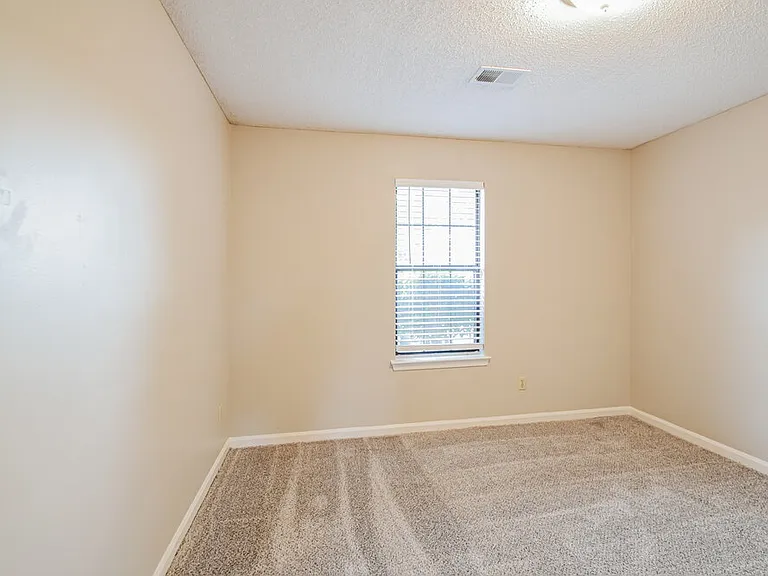 7117 Goodman Ridge Dr — Photo 13