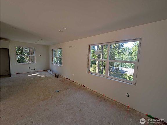 3rd image of 4178 Brays Way
