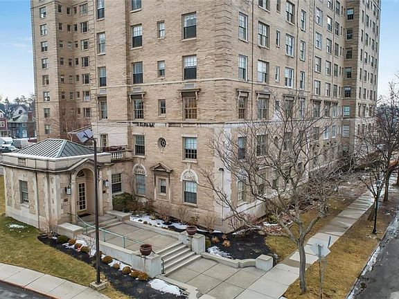 2nd image of 33 Gates Cir APT 6E