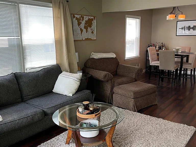 9334 Berry Ave — Photo 4