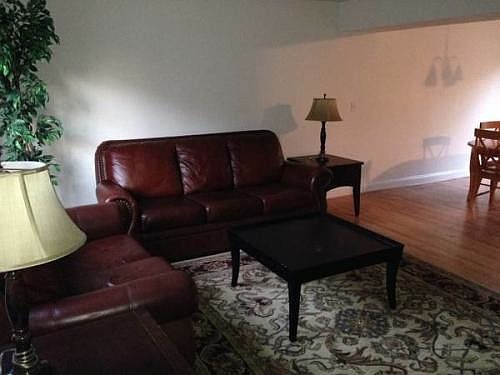 2nd image of 124 Longwood Dr #B
