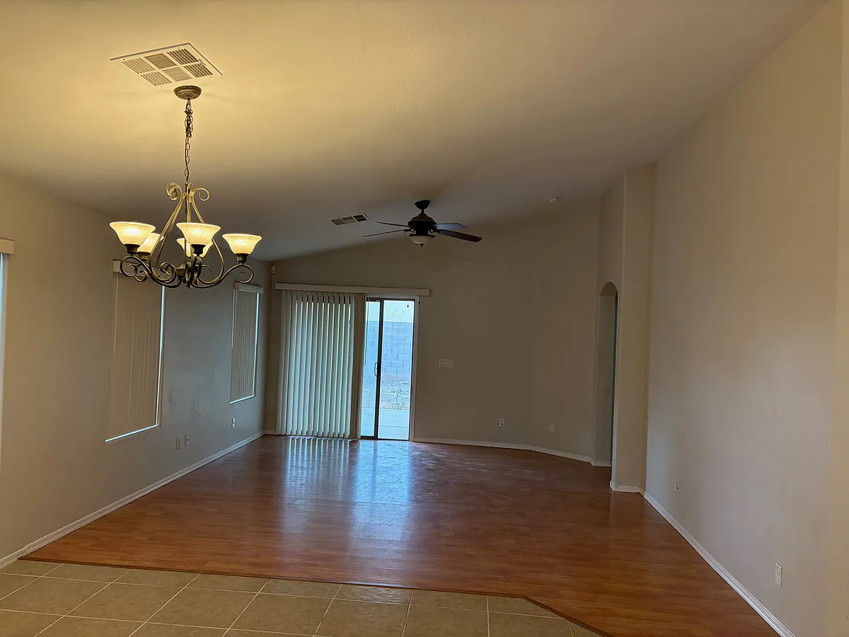 Building Photo - 2978 W Jasper Butte Dr