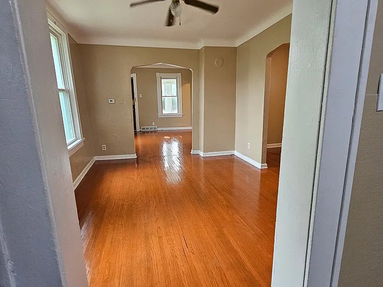 257 Wasaon St — Photo 12