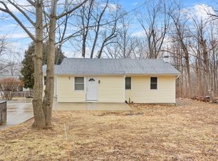 2 Poplar Trl, Monroe, NY 10950