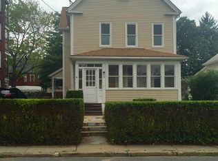 74 Chapin St, Holyoke, MA 01040