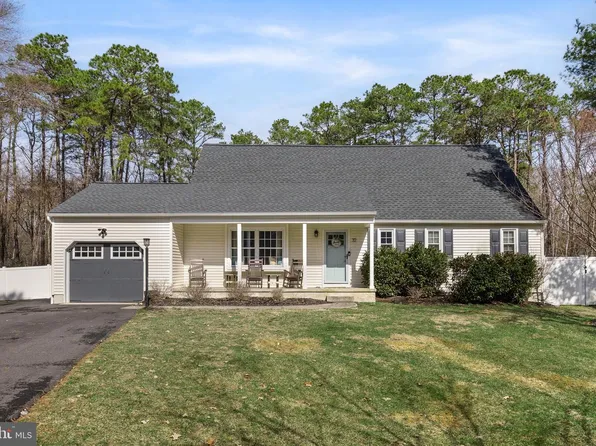 10 Yorkshire Dr, Medford, NJ 08055