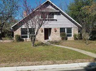 2117 Foxcroft Cir, Denton, TX 76209