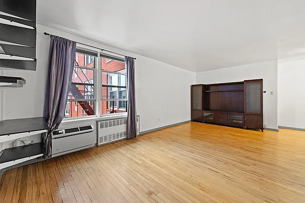 Rented by Compass | media 4