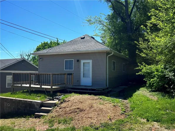 210 E Cherry St, Saint Joseph, MO 64505