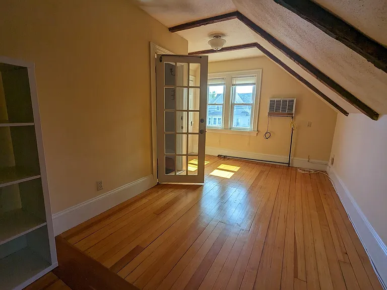 117 Elmgrove Ave #3 — Photo 3