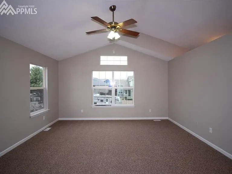 805 Ancestra Dr — Photo 7