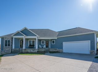 2230 E Mount Zion Rd, Crestwood, KY 40014