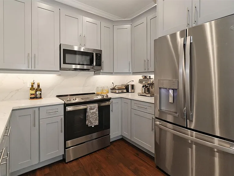 505 S Tampania Ave #2 — Photo 23