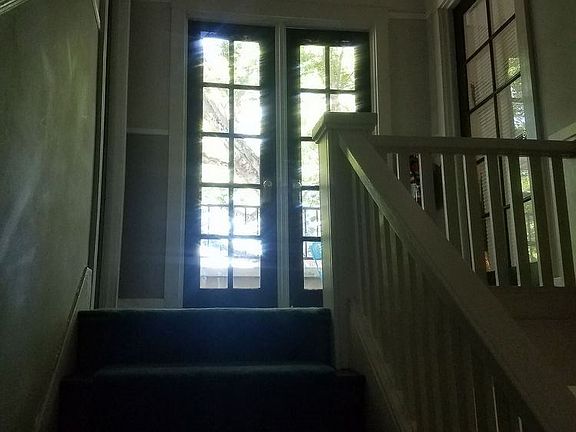 4th image of 2219 G St APT 4