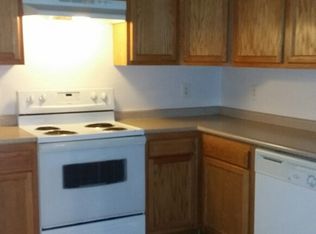 1030 W 37th St, Savannah, GA 31415