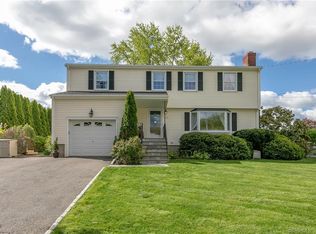 225 Post Oak Rd, Stratford, CT 06614