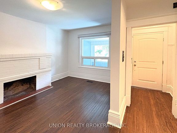 5th image of 224 Scarborough Rd