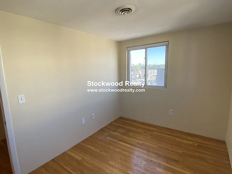 385 Dorchester St #C8 — Photo 8