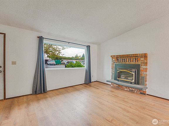 5th image of 16973 Vaughn Road