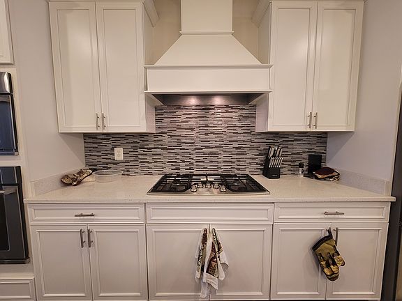 2nd image of 7133 Beaumont Pl Unit A