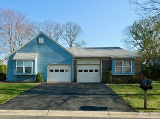 27 John Adams Ct #A, Monroe Township, NJ 08831