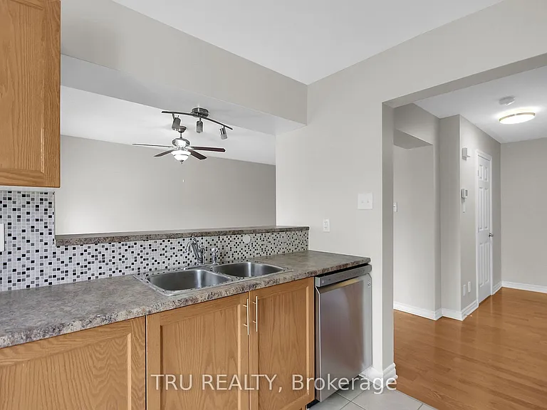 2505 Waterlilly Way — Photo 8