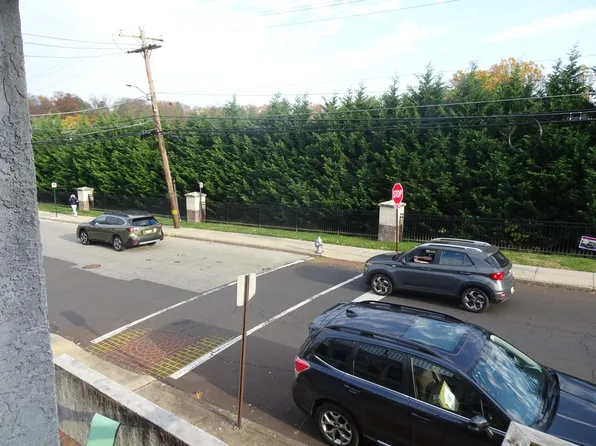1800 Horace Ave Floor 2, Abington, PA 19001