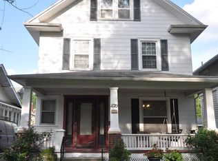 1170 SW College Ave, Topeka, KS 66604