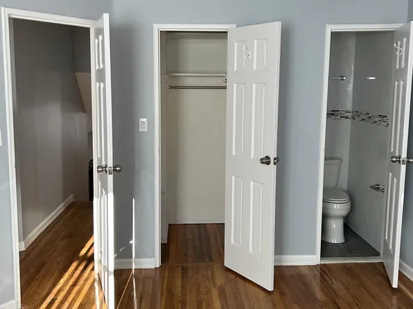 942 East 85th Street image 5 of 12