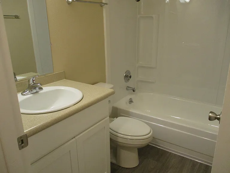 Beaver Creek Apartments — Photo 25