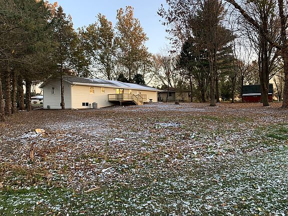 3rd image of 4446 Garth Ct