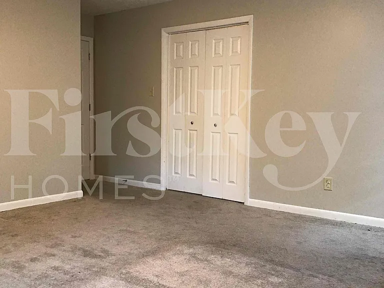 1248 Munsee Cir — Photo 17