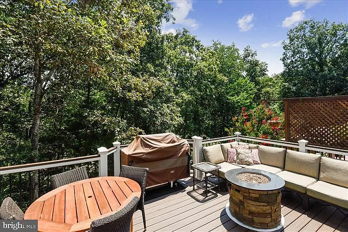 6905 Compton Valley Ct — Photo 18