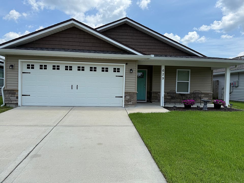 1st image of 629 Plantation Dr