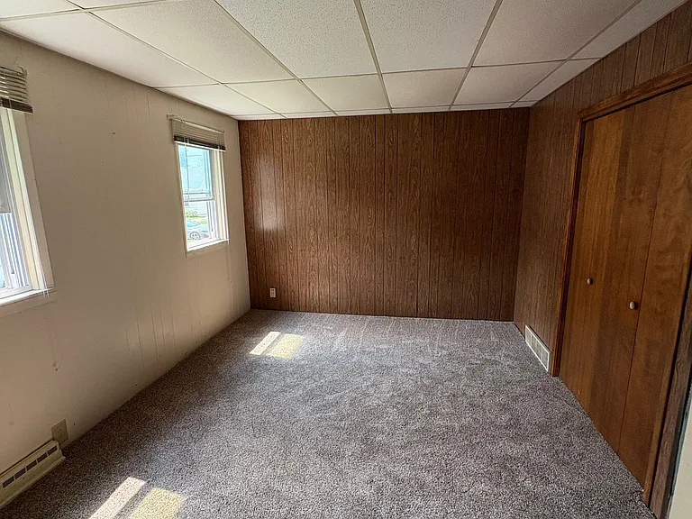 604 Ulstad Ave — Photo 5