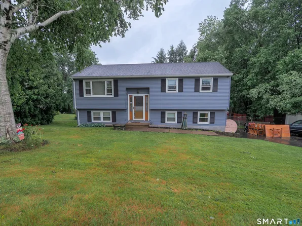 230 Westwoods Terrace, Bristol, CT 06010