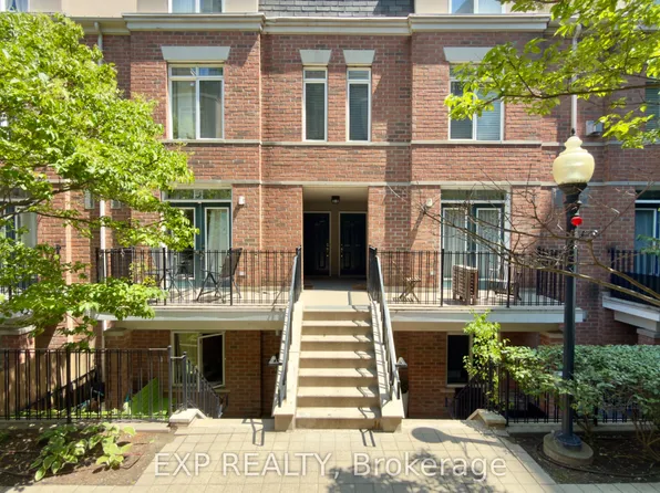 415 Jarvis St, Toronto, ON