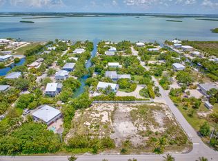 17215 Keystone Rd, Sugarloaf Key, FL 33042