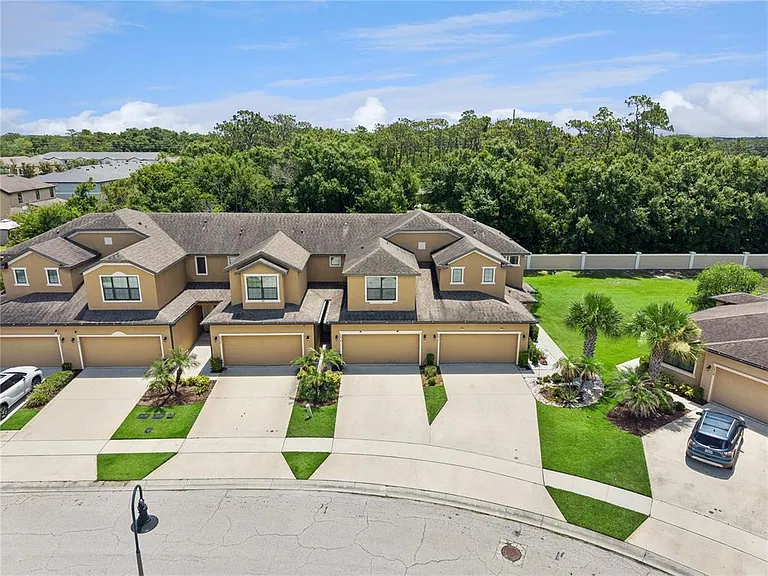 2438 Seven Oaks Dr — Photo 31