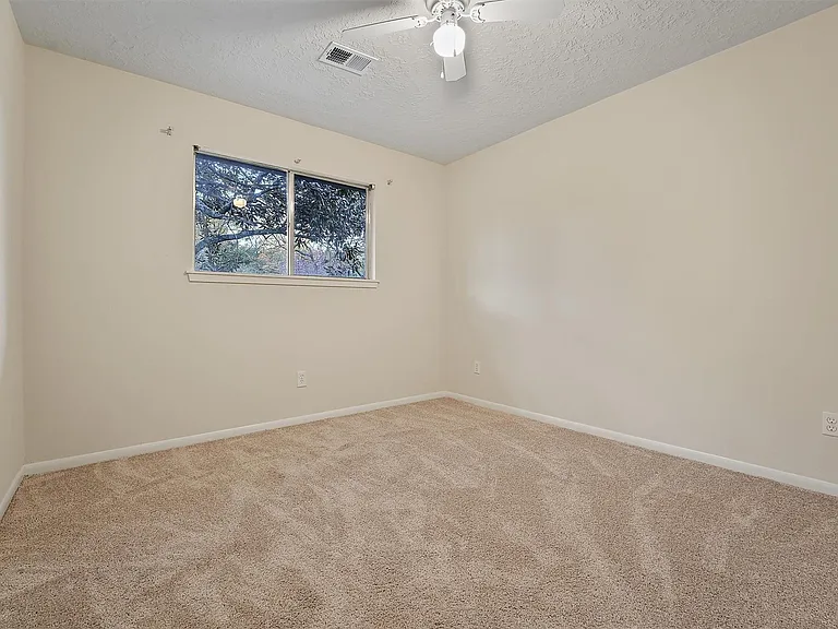 3622 Highland Lakes Dr — Photo 9