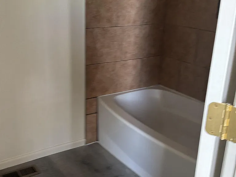 7918 S Kittredge St — Photo 5