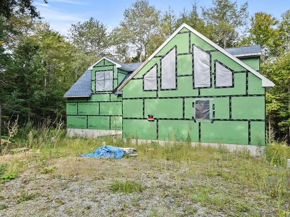 13 Haskell Rd, Peru, MA 01235