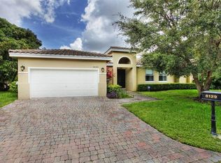8129 SW 173rd Ter, Palmetto Bay, FL 33157