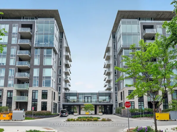 570 De Mazenod Ave #305, Ottawa, ON K1S 5P7