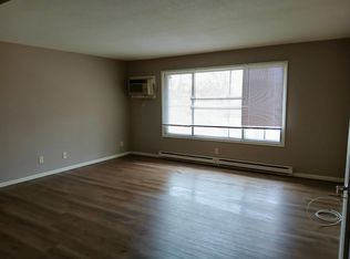 1127 College St #8, Fergus Falls, MN 56537