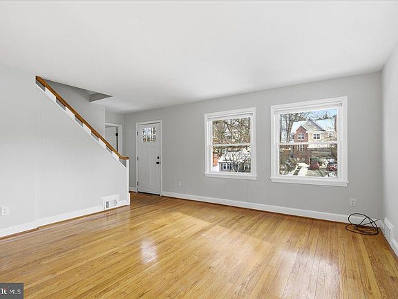 4th image of 9704 Lorain Ave