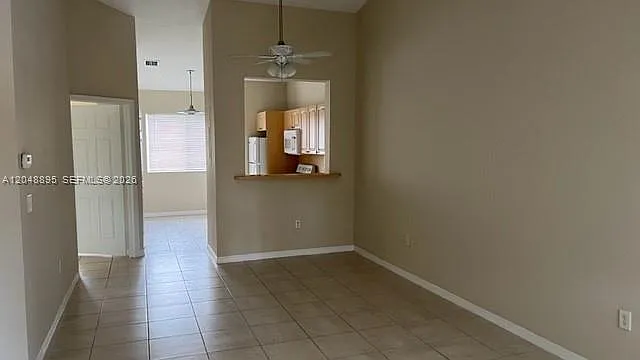 Cove At French Villas — Photo 1