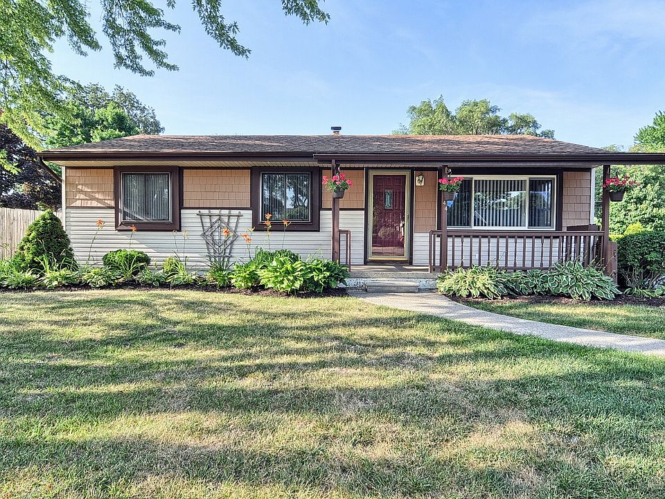 1st image of 2444 Lee Ave